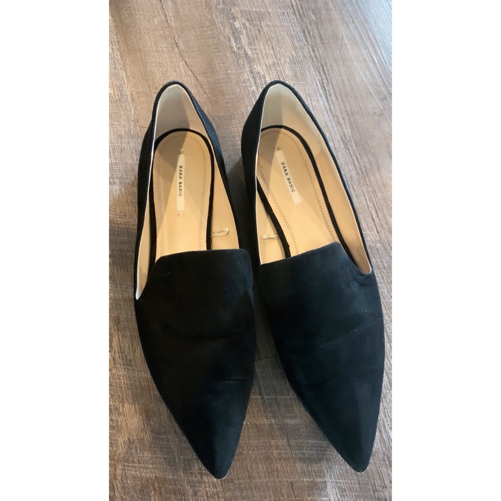Zara flats/loafers in suede in size 40